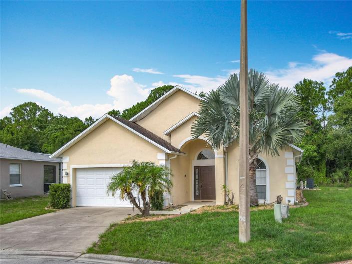 Image No.1-4 Bed Villa / Detached for sale