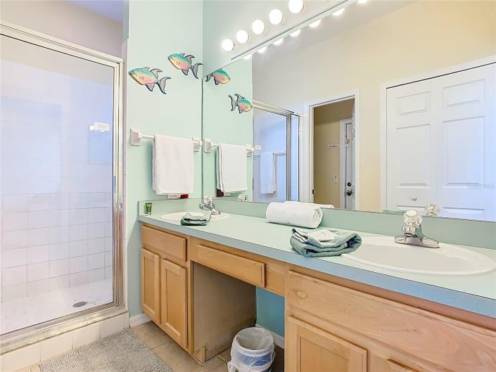 Image No.18-4 Bed Villa / Detached for sale