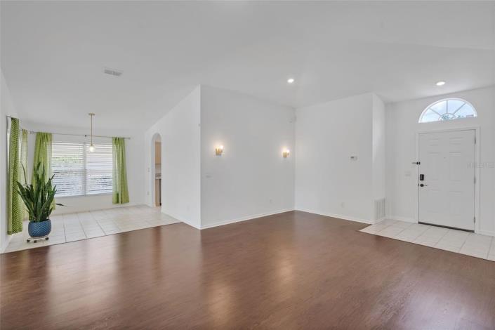 Image No.7-3 Bed Villa / Detached for sale