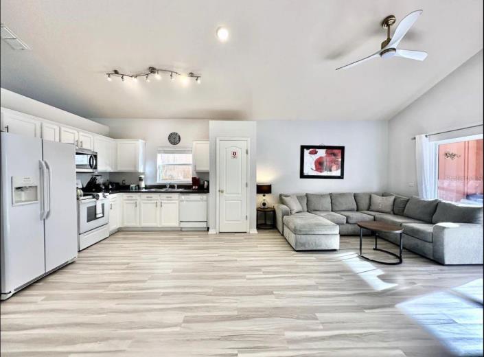 Image No.8-5 Bed Villa / Detached for sale