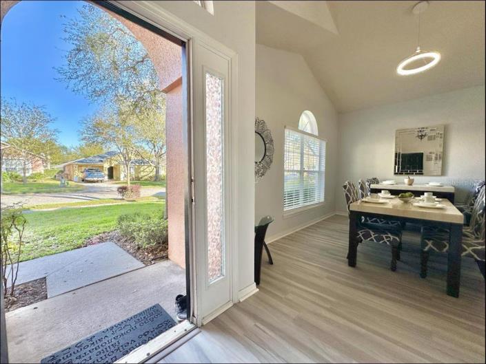 Image No.5-5 Bed Villa / Detached for sale