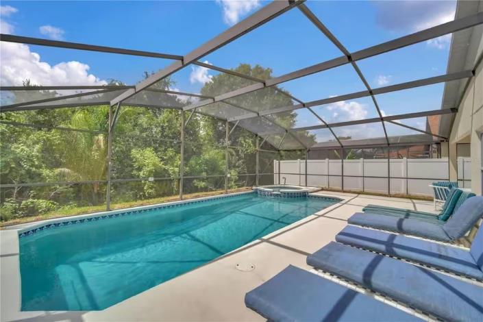 Image No.5-4 Bed Villa / Detached for sale