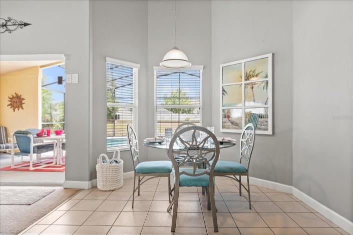 Image No.20-4 Bed Villa / Detached for sale