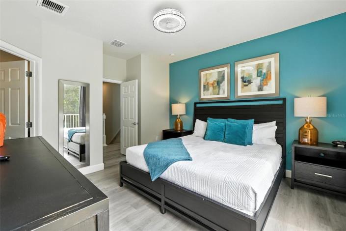 Image No.21-3 Bed Townhouse for sale