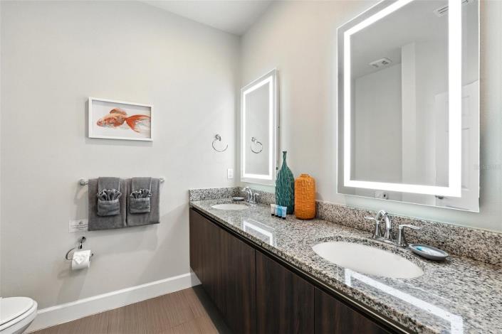 Image No.26-3 Bed Townhouse for sale