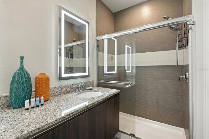 Image No.27-3 Bed Townhouse for sale