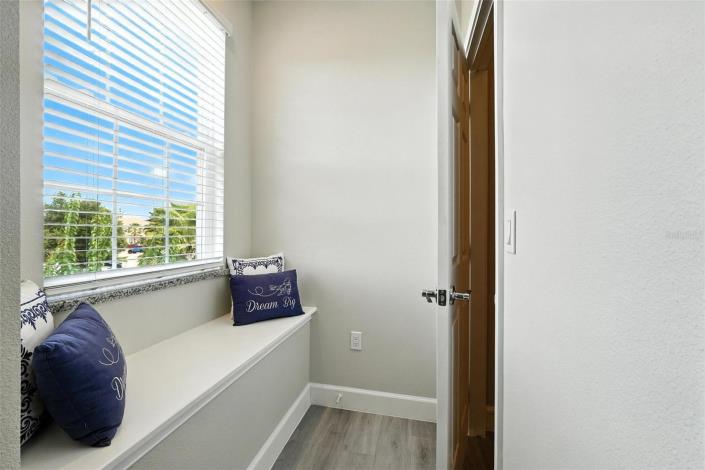 Image No.29-3 Bed Townhouse for sale