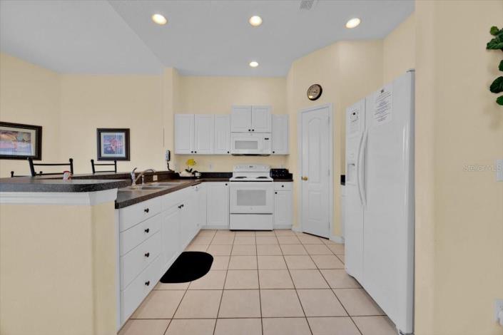 Image No.27-4 Bed Villa / Detached for sale