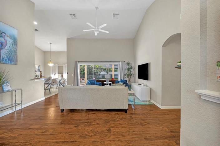 Image No.5-4 Bed Villa / Detached for sale