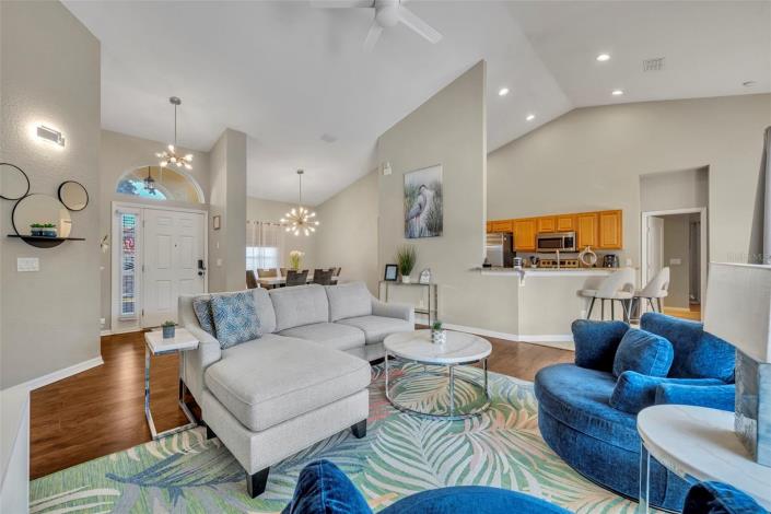 Image No.8-4 Bed Villa / Detached for sale