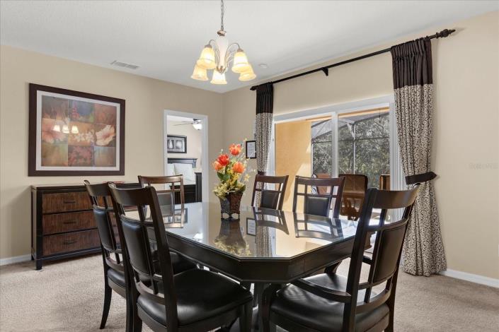 Image No.9-5 Bed Villa / Detached for sale