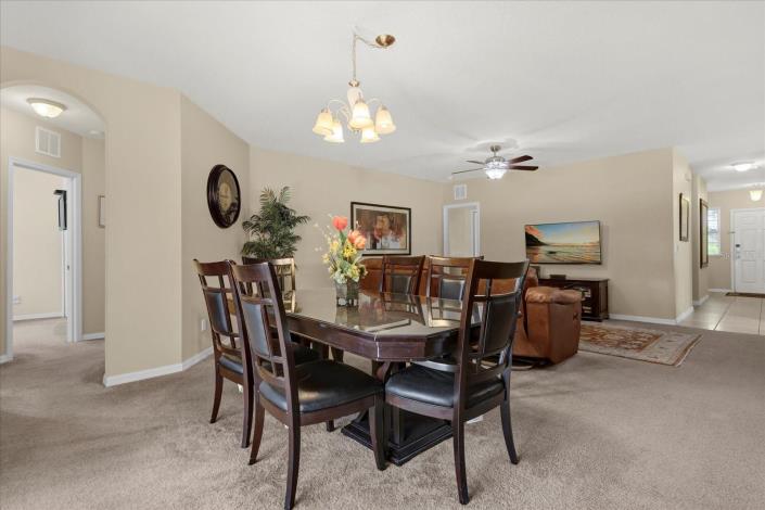 Image No.10-5 Bed Villa / Detached for sale