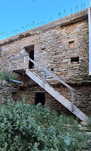 Image No.6-5 Bed Country House for sale