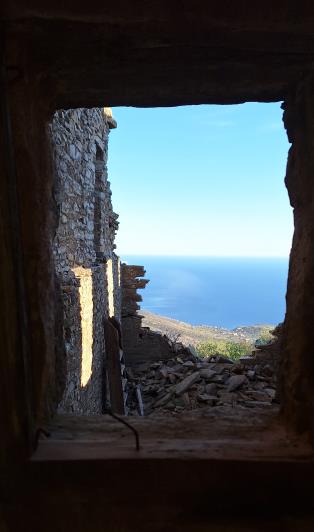 Image No.16-5 Bed Country House for sale