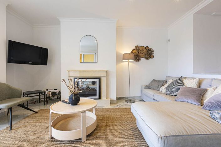 Image No.38-2 Bed Apartment for sale