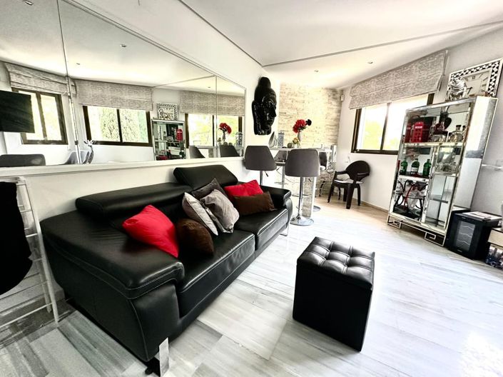 Image No.9-3 Bed Apartment for sale