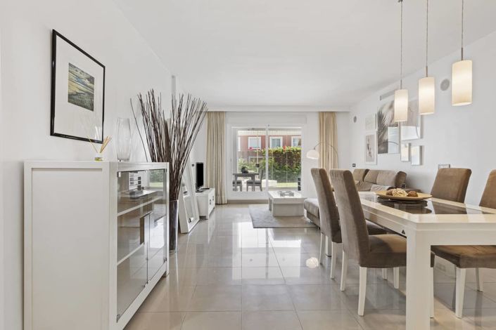 Image No.37-2 Bed Apartment for sale