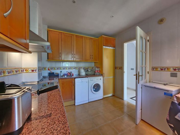 Image No.13-2 Bed Apartment for sale