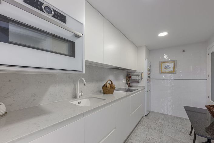 Image No.26-2 Bed Apartment for sale