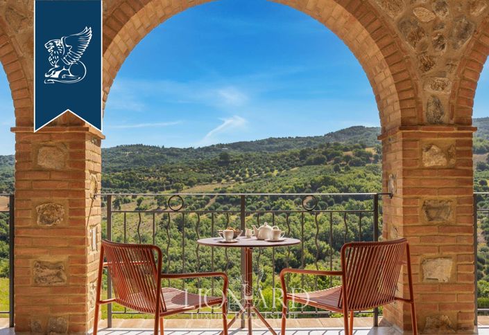 Image No.11-7 Bed Villa for sale