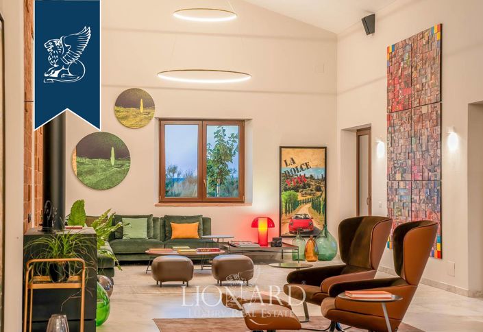 Image No.6-7 Bed Villa for sale