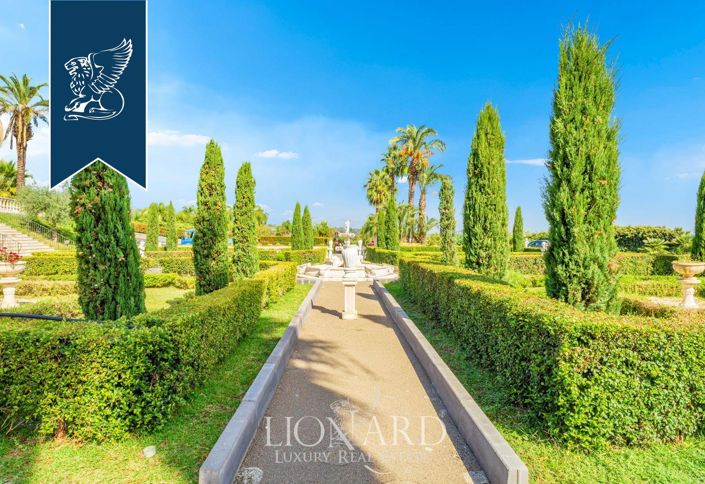 Image No.3-7 Bed Villa for sale