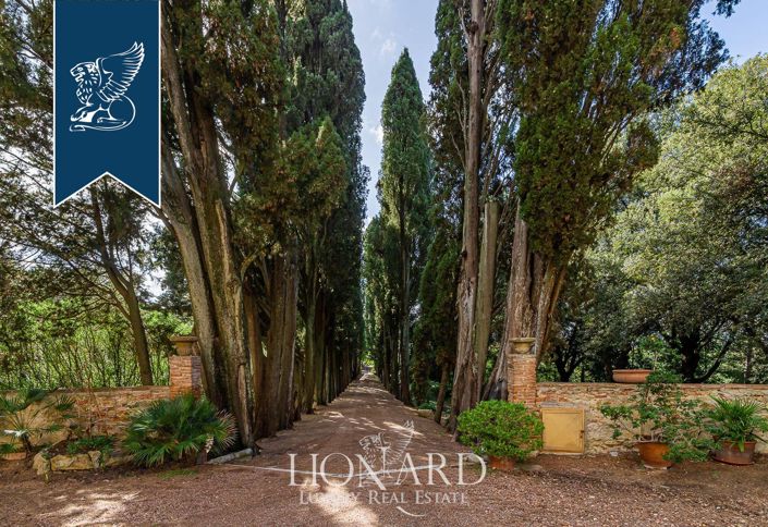 Image No.16-8 Bed Villa for sale