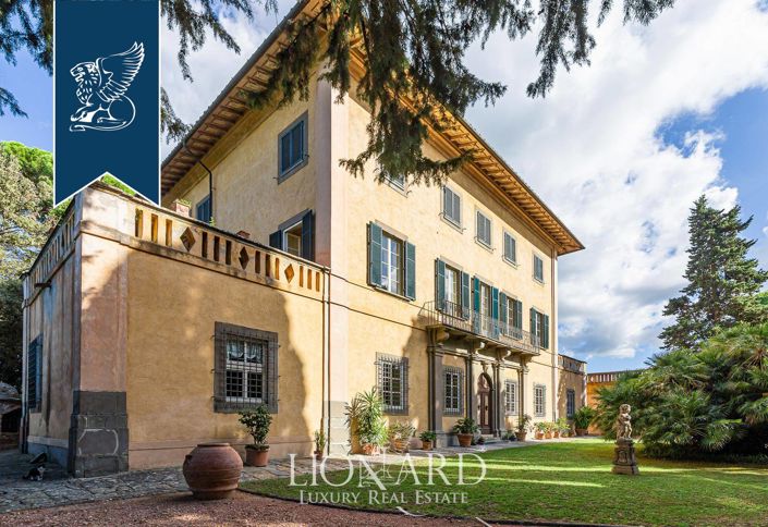 Image No.4-8 Bed Villa for sale