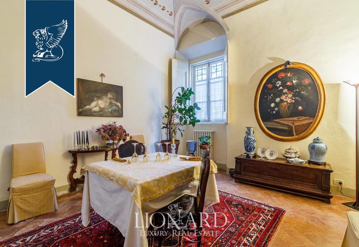 Image No.41-8 Bed Villa for sale