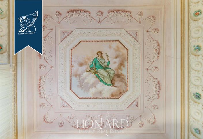 Image No.46-8 Bed Villa for sale