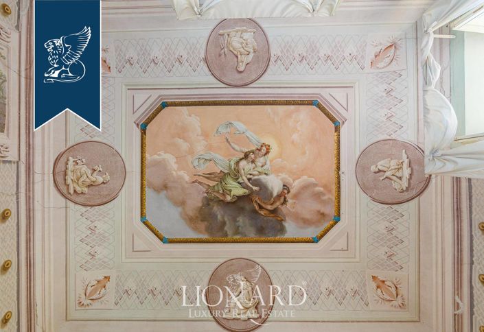 Image No.53-8 Bed Villa for sale