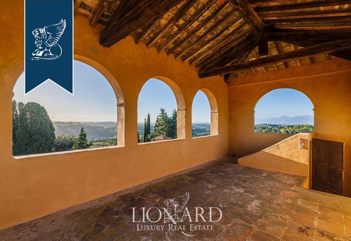 Image No.56-8 Bed Villa for sale