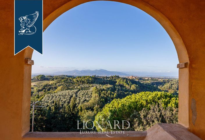 Image No.57-8 Bed Villa for sale