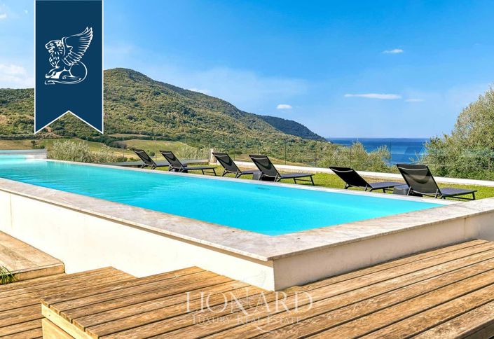 Image No.4-10 Bed Hotel for sale