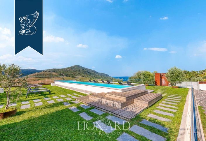 Image No.9-10 Bed Hotel for sale