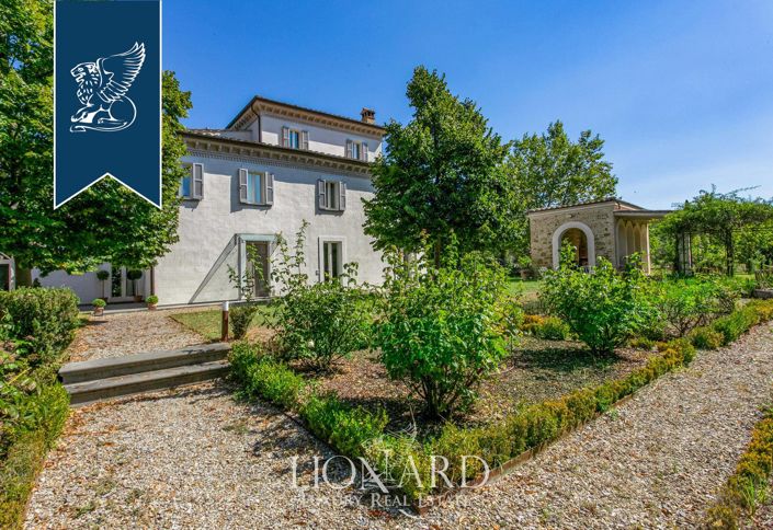 Image No.10-4 Bed Villa for sale