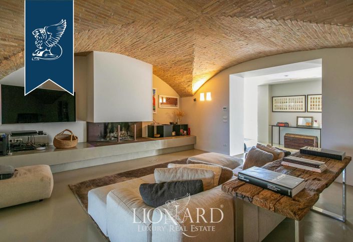 Image No.37-4 Bed Villa for sale