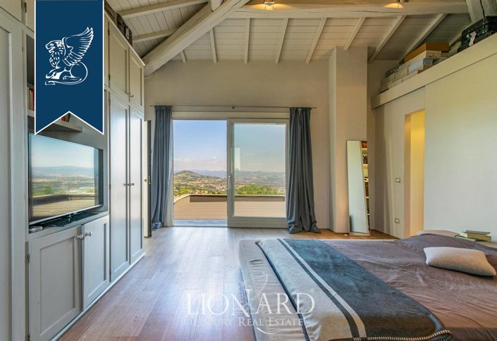 Image No.49-4 Bed Villa for sale