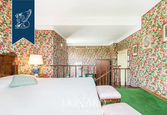 Image No.20-10 Bed Hotel for sale