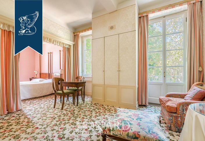 Image No.25-10 Bed Hotel for sale