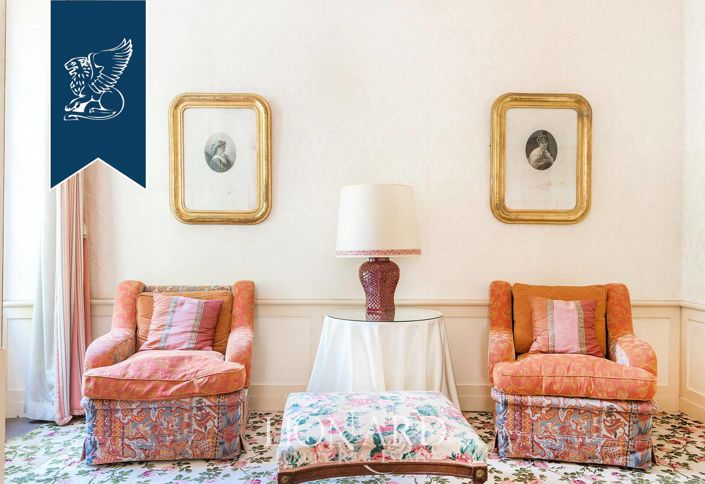 Image No.26-10 Bed Hotel for sale