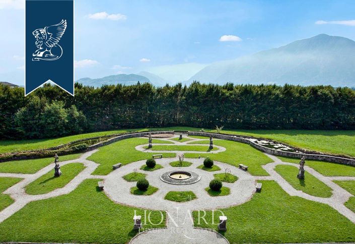 Image No.16-10 Bed Villa for sale