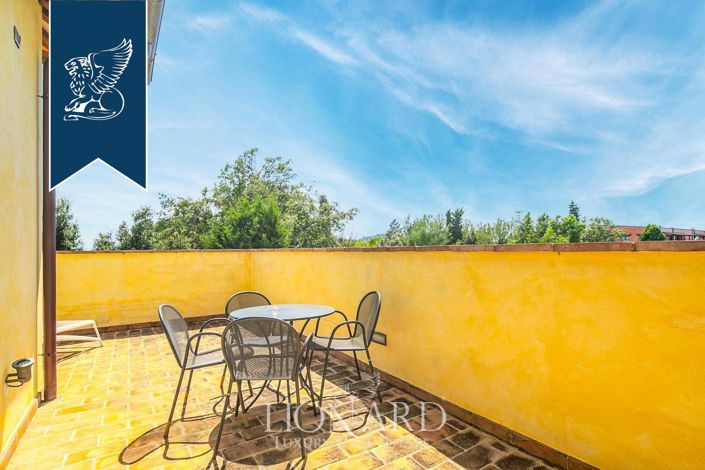 Image No.27-52 Bed Hotel for sale