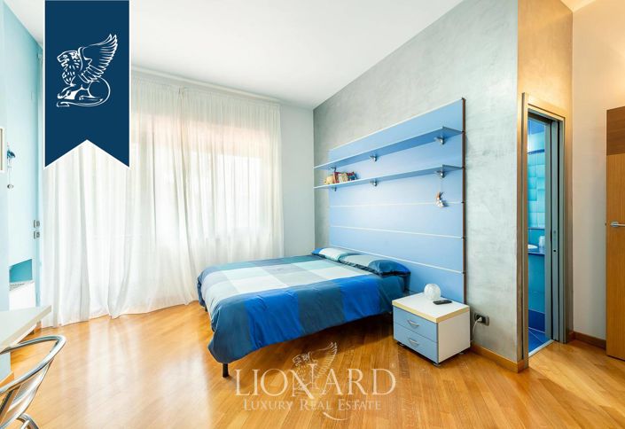 Image No.42-4 Bed Villa for sale