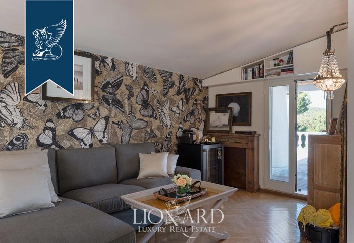 Image No.28-5 Bed Villa for sale