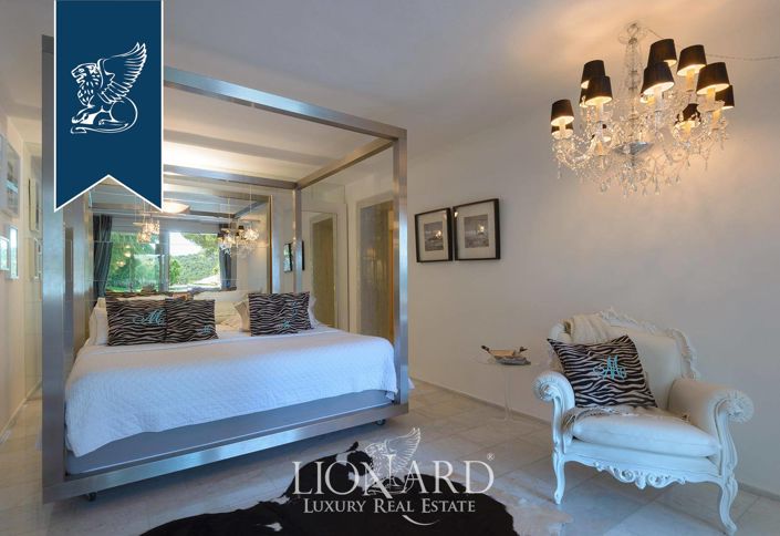 Image No.37-5 Bed Villa for sale