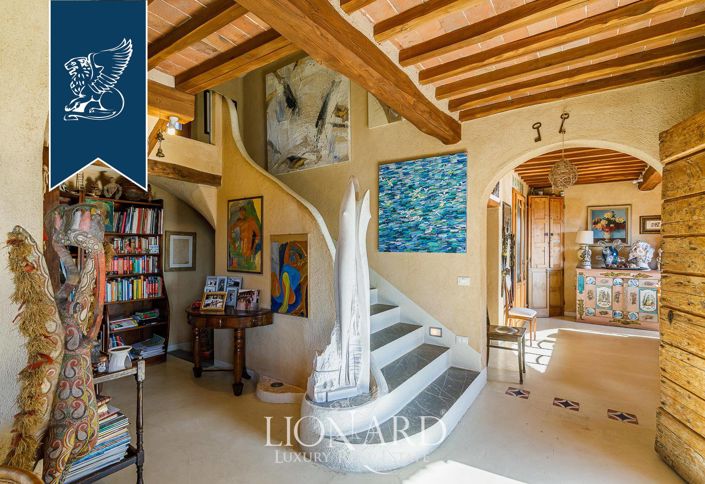 Image No.22-7 Bed Villa for sale