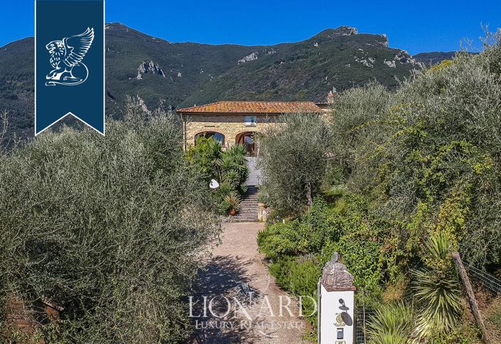 Image No.5-7 Bed Villa for sale