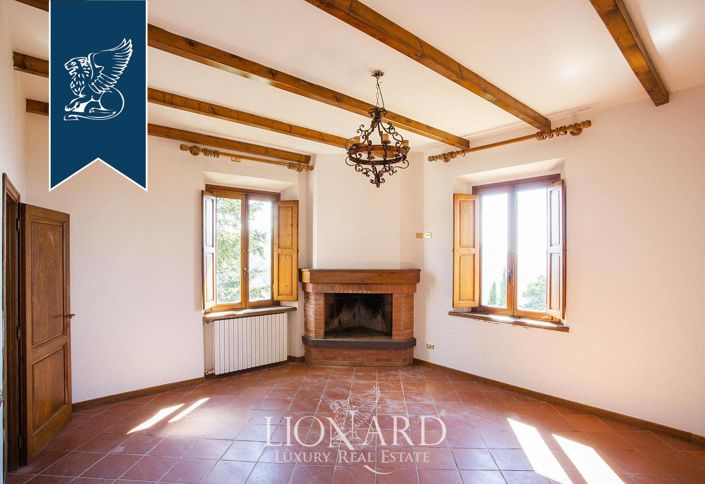 Image No.27-10 Bed Farmhouse for sale