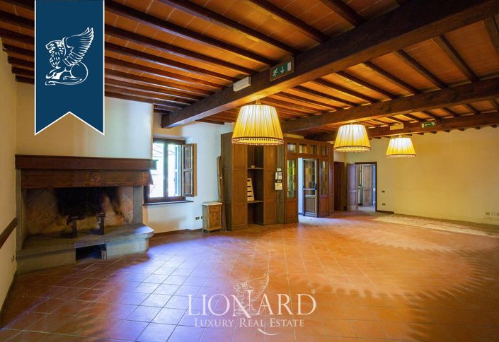 Image No.30-10 Bed Farmhouse for sale